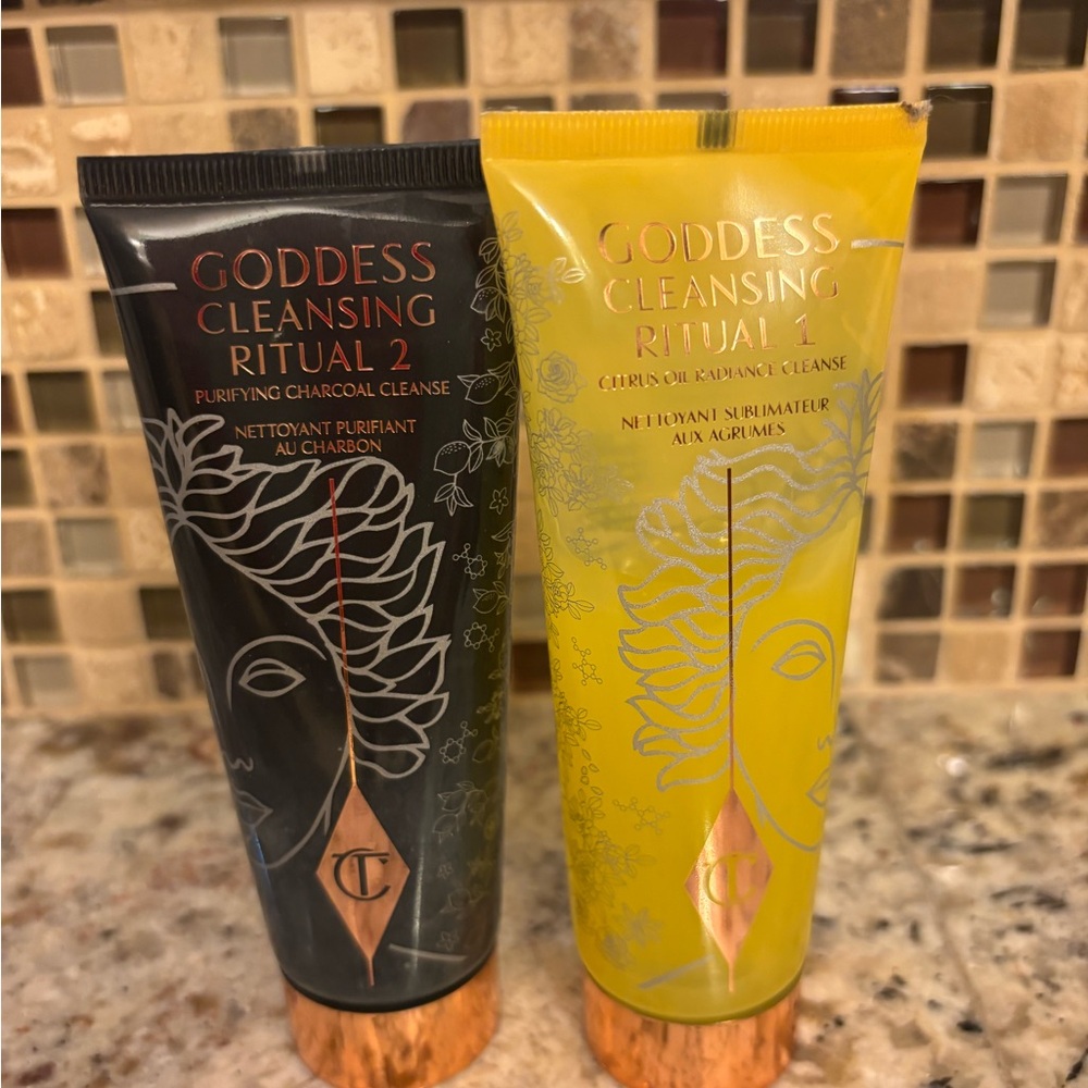 Charlotte Tilbury Cleansing Ritual Duo - Black and Yellow